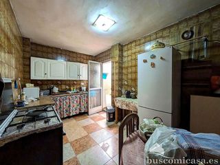 Piso en venta en Linares