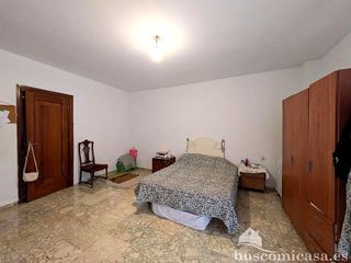 Piso en venta en Linares