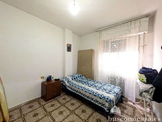 Piso en venta en Linares