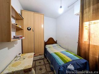 Piso en venta en Linares