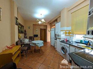 Chalet en venta en Linares