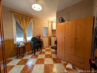 Chalet en venta en Linares