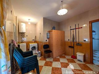 Chalet en venta en Linares