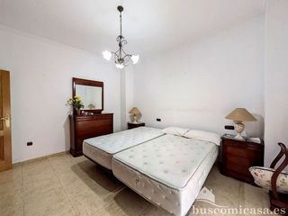 Chalet en venta en Linares