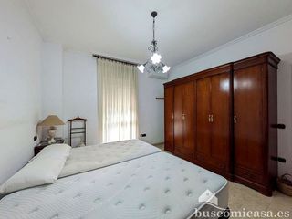 Chalet en venta en Linares