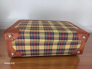 Neceser vintage de piel y tela. Sin estrenar.