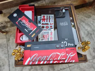 Realme 10 Pro Coca-Cola Edition
