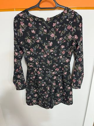 Mono corto floral manga larga