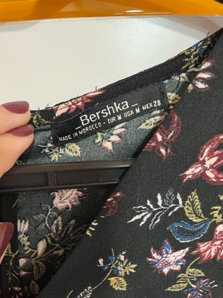 Mono corto floral manga larga