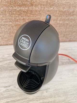 Cafetera Dolce Gusto Gris