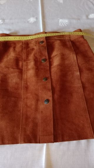 Falda de ante marrón