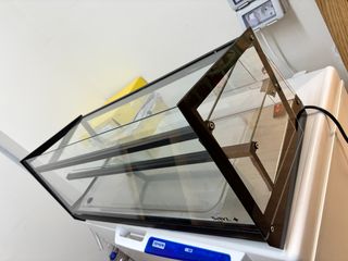 Vitrina expositora nueva con luz