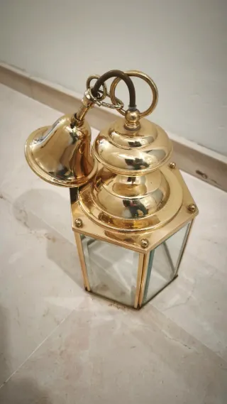 Lámpara farol colgante dorada