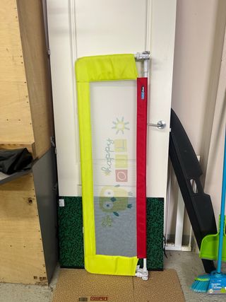 Baranda infantil para cama.