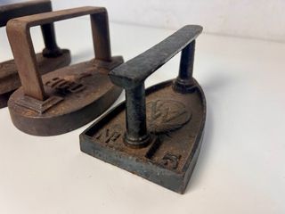 Planchas antiguas de hierro (3 unidades)