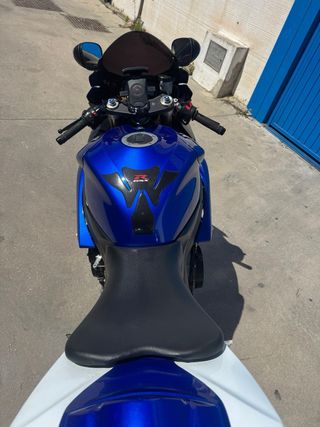Suzuki GSXR600