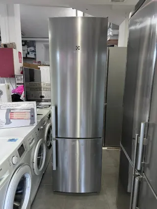 Nevera combi Electrolux con garantia transporte