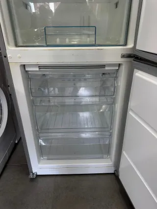 Nevera combi Electrolux con garantia transporte