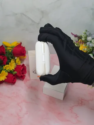 Auriculares inalámbricos blancos