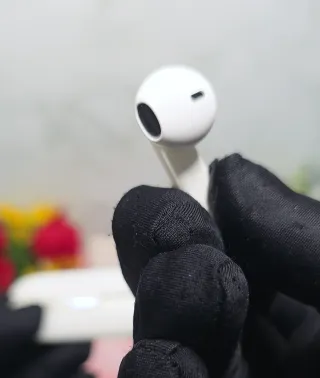 Auriculares inalámbricos blancos