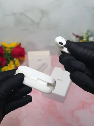 Auriculares inalámbricos blancos