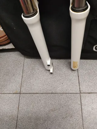 Horquilla de bicicleta Sr suntour