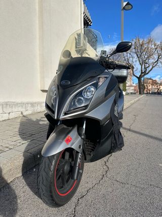 Kymco Superdink 300i ABS Maxiscooter