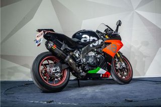 APRILIA RSV4 **ESCAPE AKRAPOVIC**CARBONO**POCOS KM**