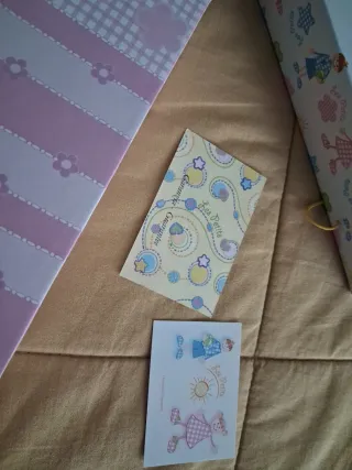 Album portafoto rosa con fiori