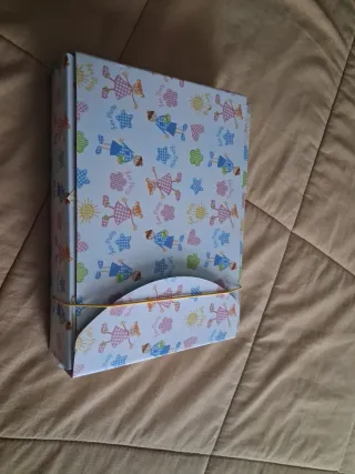 Album portafoto rosa con fiori