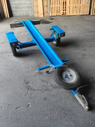 Remolque para motos con rampa tiene papeles