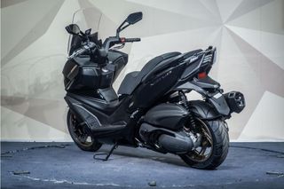 KYMCO XCITING VS **MOTO NUEVA**A2**
