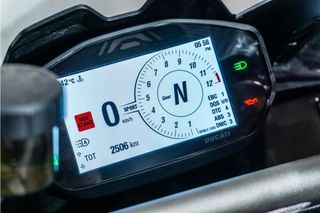 DUCATI Panigale V2 REESTRENO * AMORTIADOR DE DIRECCIÓN * SUSPENSIÓN SHOWA * BREMBO