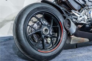 DUCATI Panigale V2 REESTRENO * AMORTIADOR DE DIRECCIÓN * SUSPENSIÓN SHOWA * BREMBO