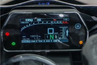 YAMAHA R1 **IMPECABLE**POCOS KM**