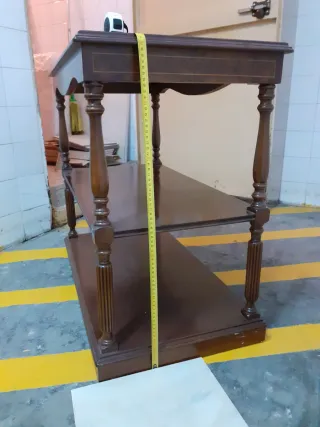 Mueble auxiliar de madera