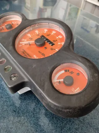 Cuadro relojes Peugeot Speedfight