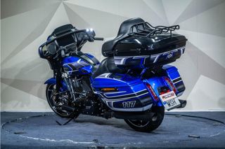 HARLEY DAVIDSON STREET GLIDE REESTRENO * IMPECABLE * TOURPACK * MOTOR 117 MILWAUKEE *