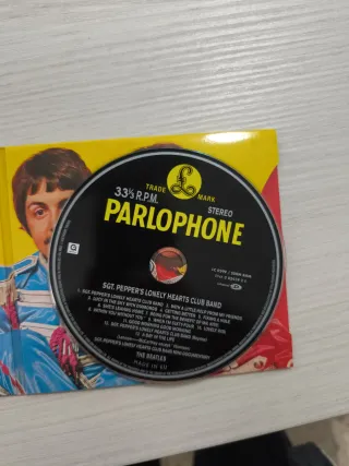 The Beatles - Sgt Pepper's Lonely Hearts Club Band