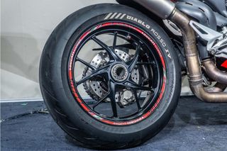 DUCATI PANIGALE V4 ESCAPE SPARK * BREMBO * IMPECABLE *