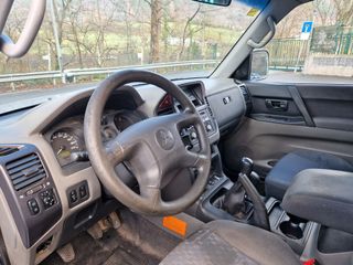 Mitsubishi Montero 2006