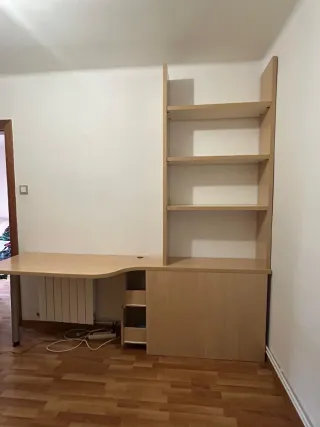 Escritorio madera y metal