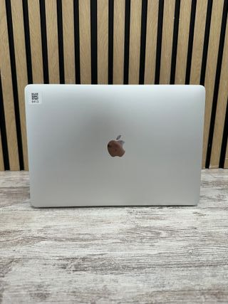 MacBook Pro 13" 2016 i5 8gb 256gb SSD