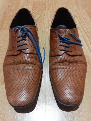 Zapato vestir cuero con tacon talla 41
