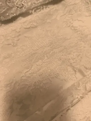 Vestido de Novia Blanco Encaje y Perlas.