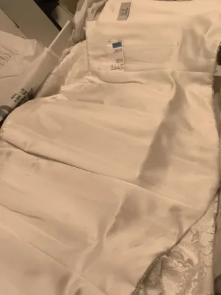 Vestido de Novia Blanco Encaje y Perlas.