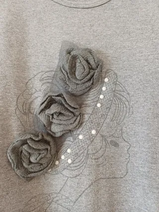 Maglia bambina stampa fiori e profilo