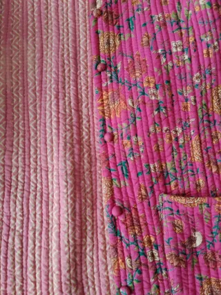 Chaqueta acolchada estampada mujer