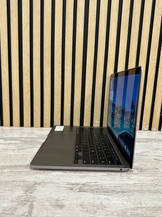 MacBook Pro 13" 2020 TB M1 8gb 256gb SSD