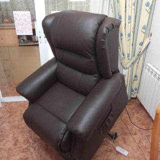 Sillón Relax Eléctrico Reclinable Marrón